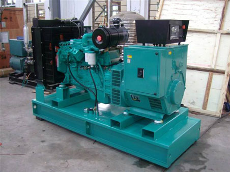 沂水200kw康明斯柴油发电机组图片 沂水200kw康明斯柴油发电机组图片
